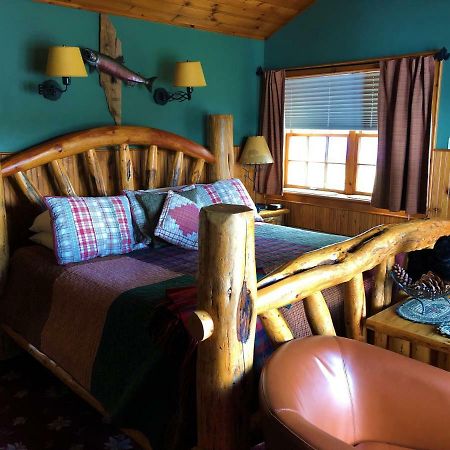Lake George Boathouse Waterfront Lodging Bolton Landing Esterno foto
