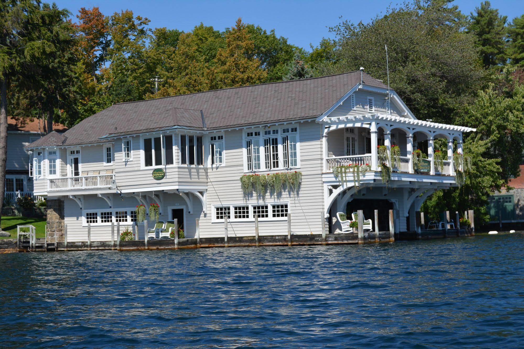 Lake George Boathouse Waterfront Lodging Bolton Landing Esterno foto